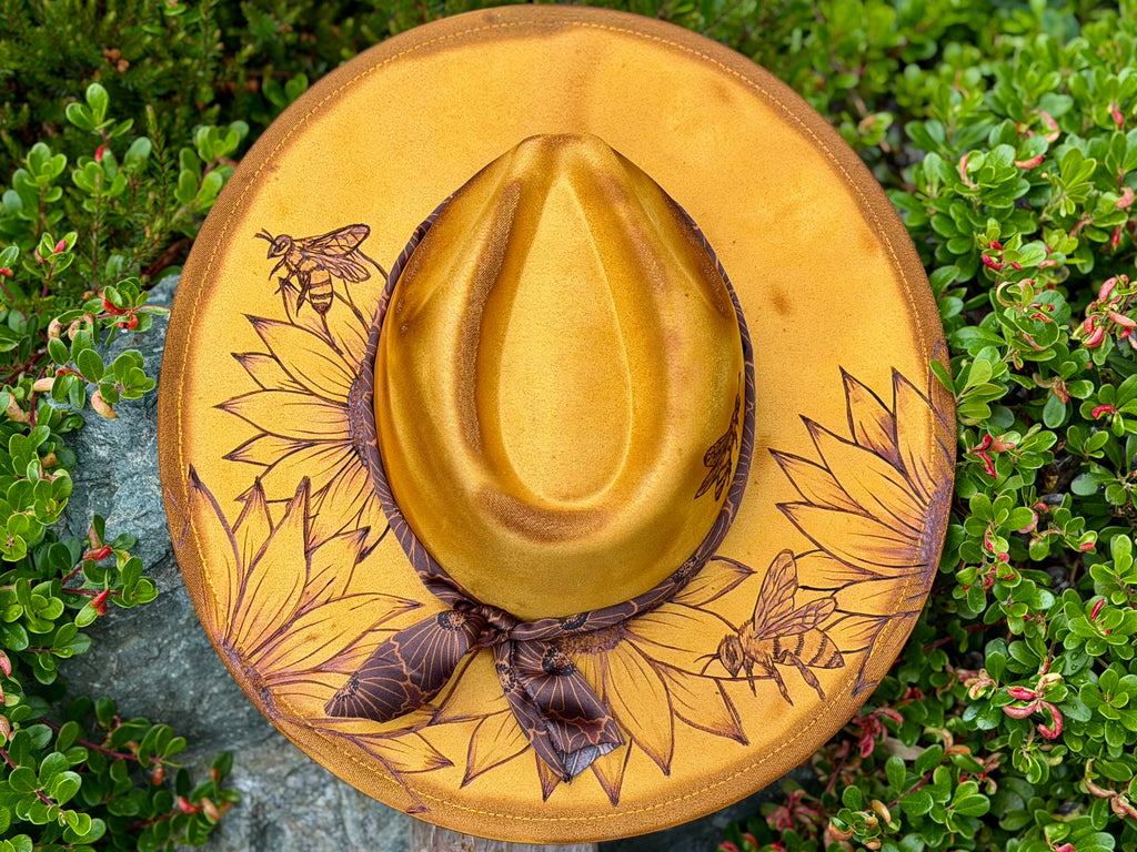 🌻 Honey Hollow
