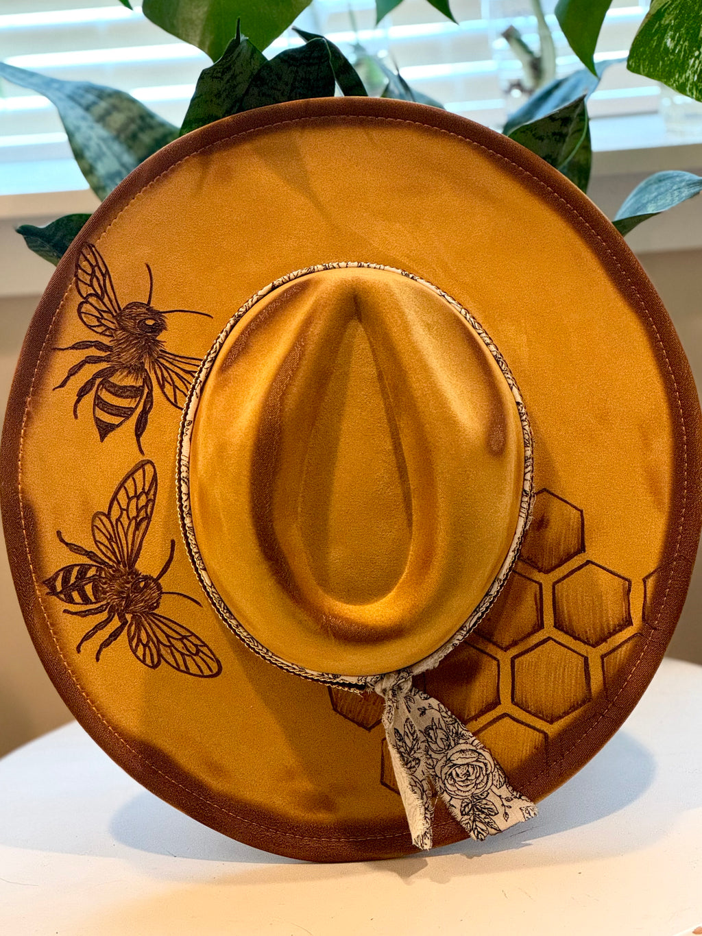 The Apiary Muse – Bee & Honeycomb Burned Western Hat
