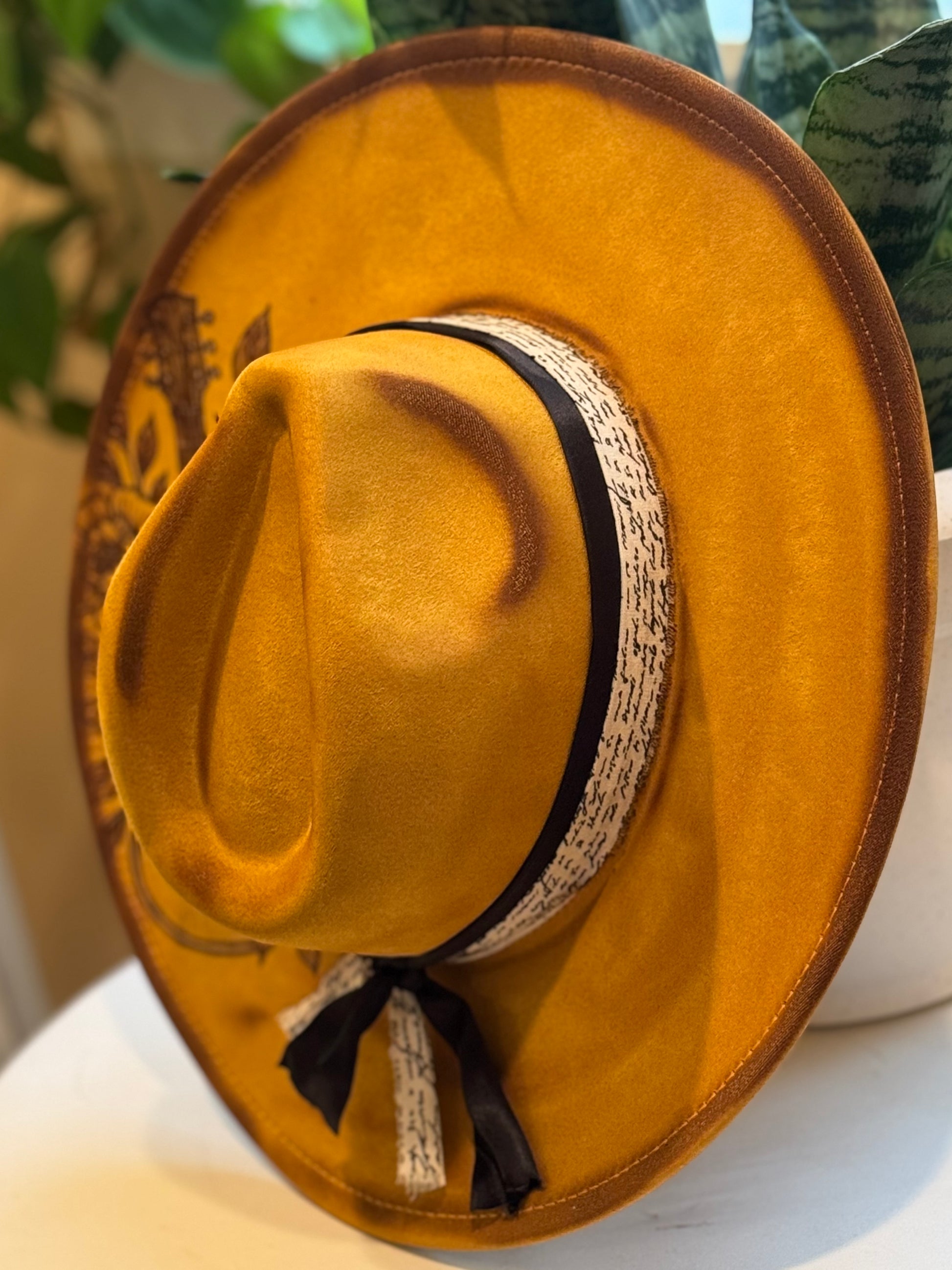 The Sweet Serenade – Guitar & Wildflower Burned Hat