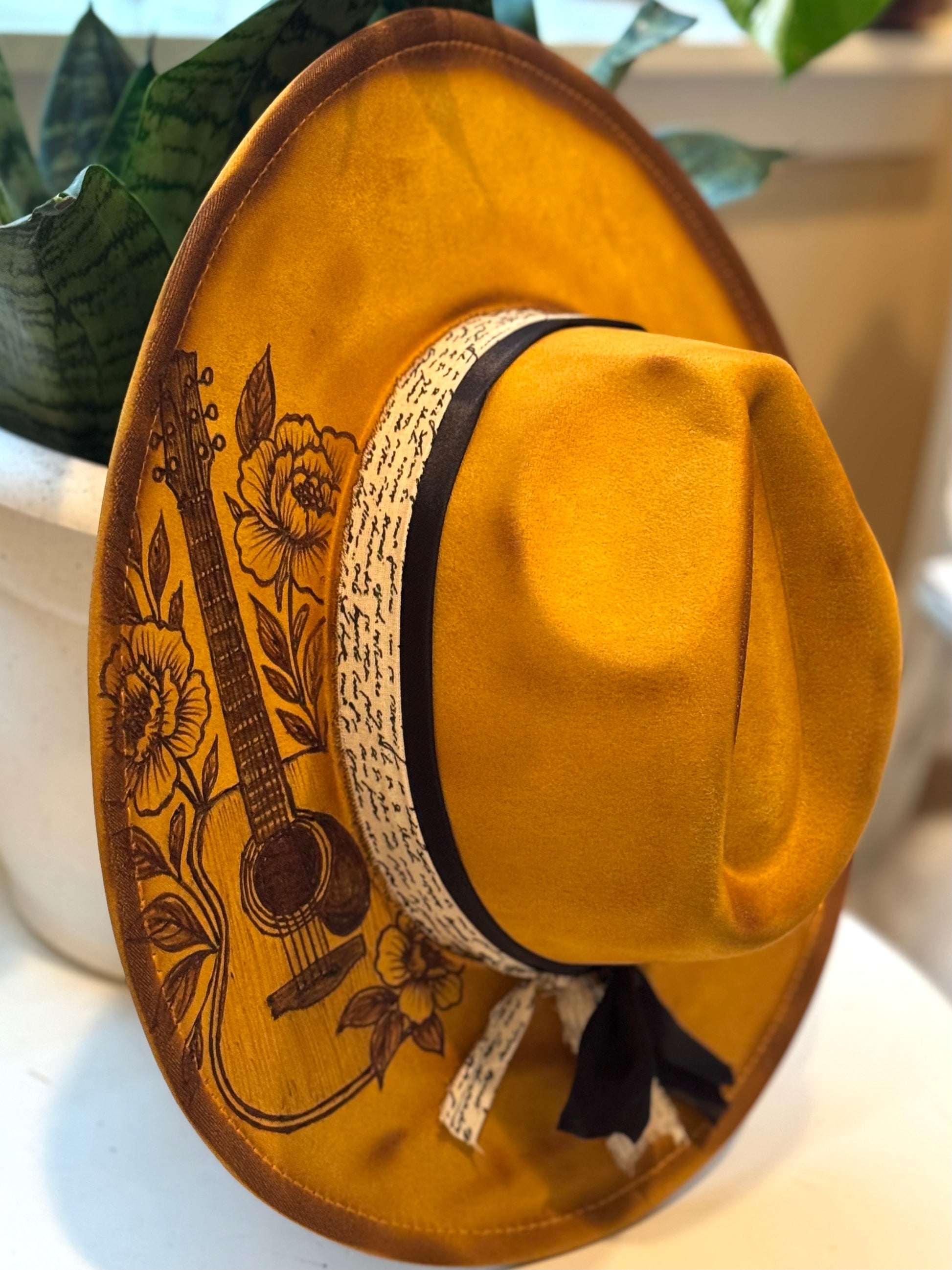 The Sweet Serenade – Guitar & Wildflower Burned Hat